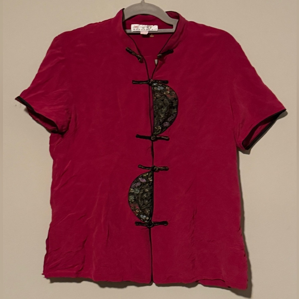 GUC 100% Silk Red Short Sleeve Blouse with Embroidery Accents